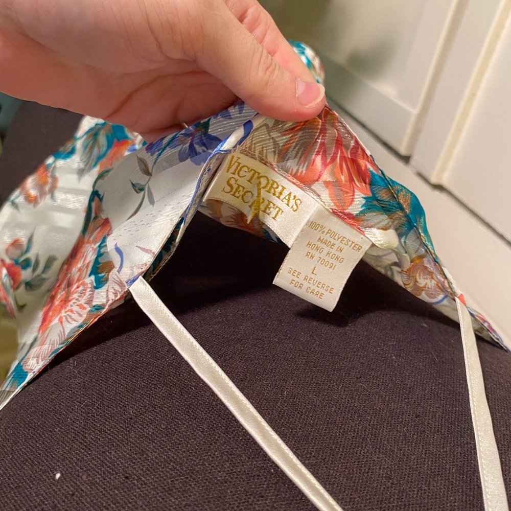 Vintage Victorias Secret Gold Label Tank Top - Picture 5 of 6